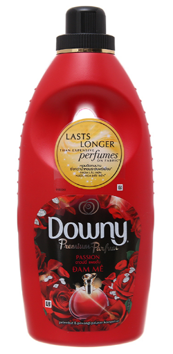 0977 NƯỚC XẢ VẢI DOWNY PREMIUM PARFUM ĐAM MÊ 800ML